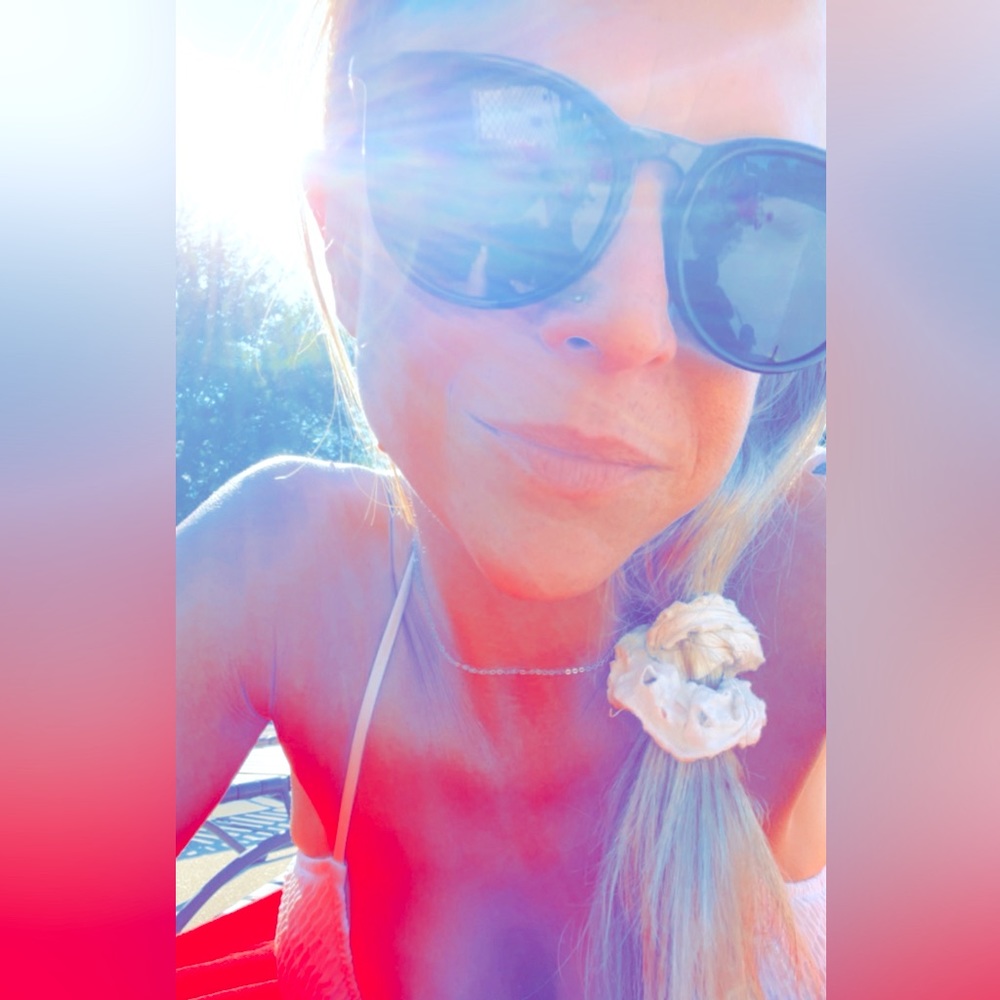 Meet your Posher, Dayna